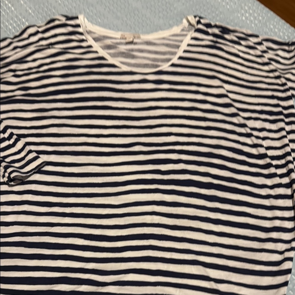 GAP S Striped Navy and White T-Shirt - Picture 11 of 12